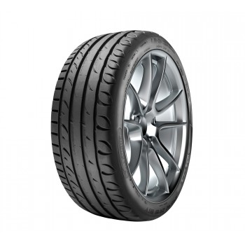 Taurus UHP (235/45R17 97Y XL)