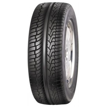 Accelera Iota (235/65R17 108V XL)